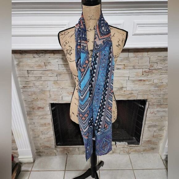 Chico's blue purple and teal tones contemporary rectangular scarf - Picture 5 of 5
